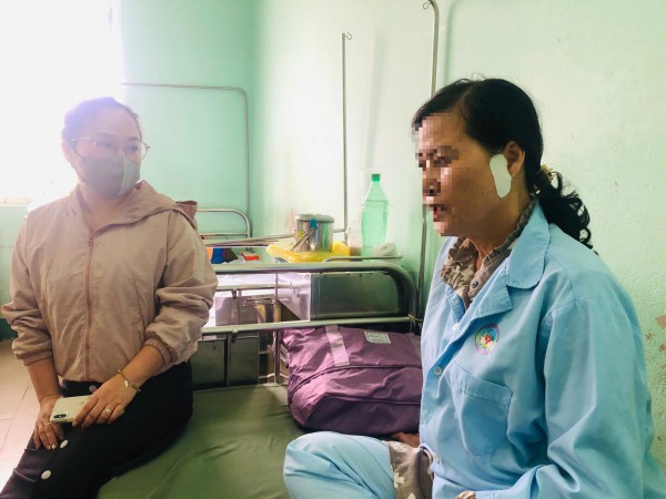 Vụ nữ nhân viên y tế bị hành hung ở Gia Lai: Công an vào cuộc Vụ nữ nhân viên y tế bị hành hung ở Gia Lai: Công an vào cuộc