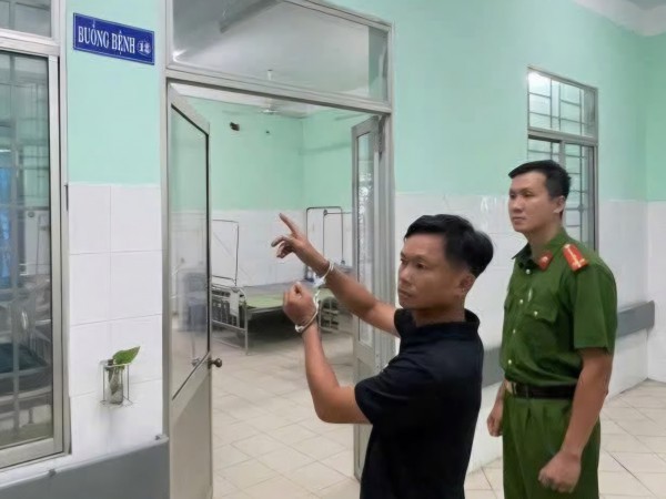 Đà Nẵng: Trộm tiền và điện thoại của bệnh nhân rồi mang đi nhậu, hát karaoke