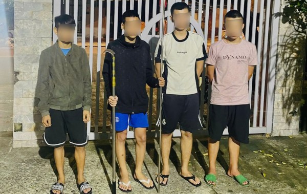 Đà Nẵng: Truy xét nhanh nhóm thiếu niên mang hung khí quay clip 