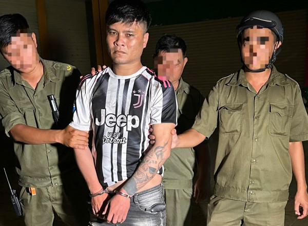 Đo nồng độ cồn, phát hiện người mang theo súng đạn và ma túy