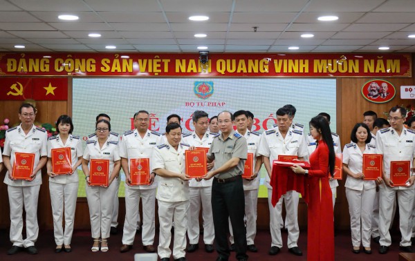 Ông Nguyễn Văn Hòa được bổ nhiệm làm Trưởng Thi hành án dân sự TP.HCM Ông Nguyễn Văn Hòa được bổ nhiệm làm Trưởng Thi hành án dân sự TP.HCM