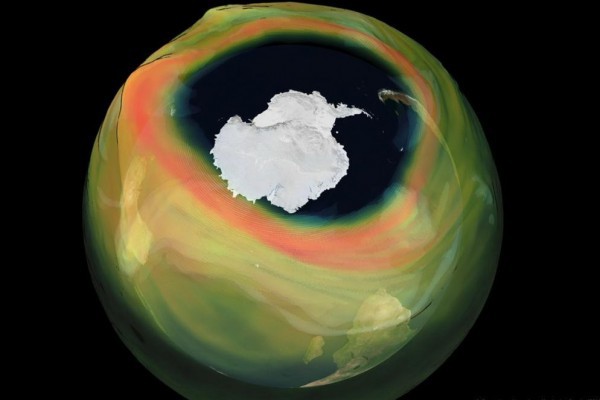 Tầng ozone bảo vệ trái đất đang phục hồi, lỗ thủng sẽ biến mất?