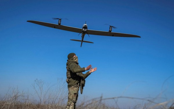 Cách Ukraine dùng UAV cảm tử để “chọc mù” hệ thống trinh sát Nga