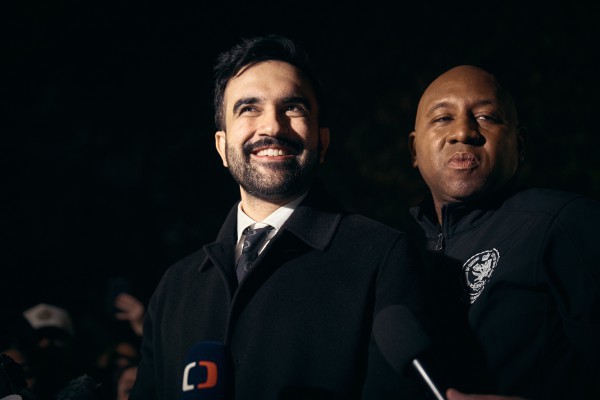 Chiến thắng càn quét của đảng Dân chủ trong ngày bầu cử Mỹ, ông Trump lên tiếng