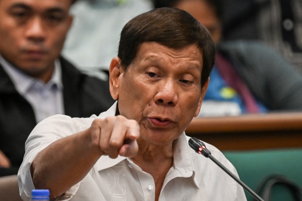 Cựu Tổng thống Philippines Duterte đối mặt 3 cáo buộc tại ICC