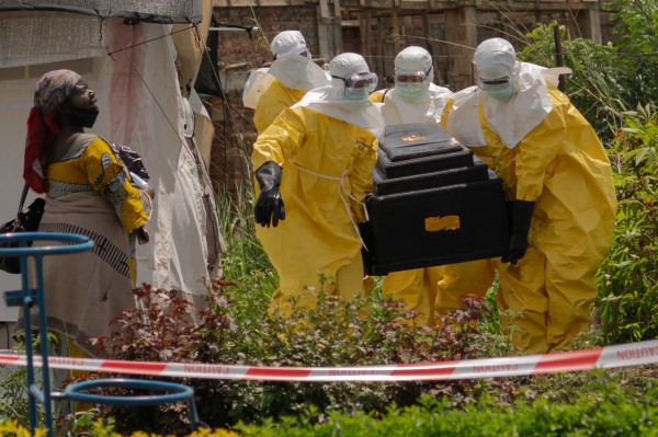 Dịch Ebola đang diễn biến ra sao?