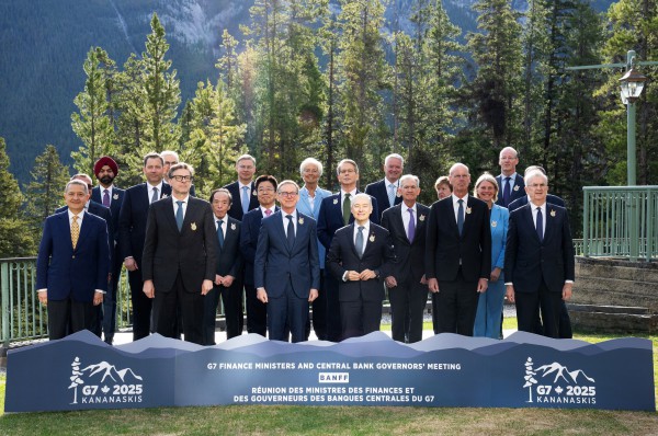 G7 cam kết giải quyết tình trạng mất cân bằng kinh tế toàn cầu