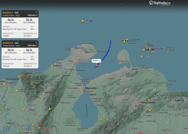 Hai tiêm kích Mỹ áp sát Venezuela