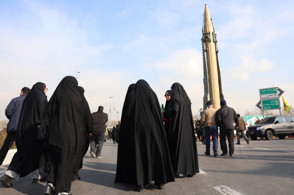 Iran phát cảnh báo mới, Israel chuẩn bị huy động 60.000 quân dự bị