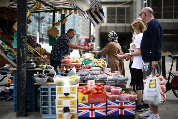 Kinh tế Anh rơi vào suy thoái – chính quyền vẫn tỏ ra “khá lạc quan”