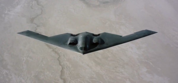 Oanh tạc cơ Bóng ma và nhiều vũ khí Mỹ tham chiến chống Iran