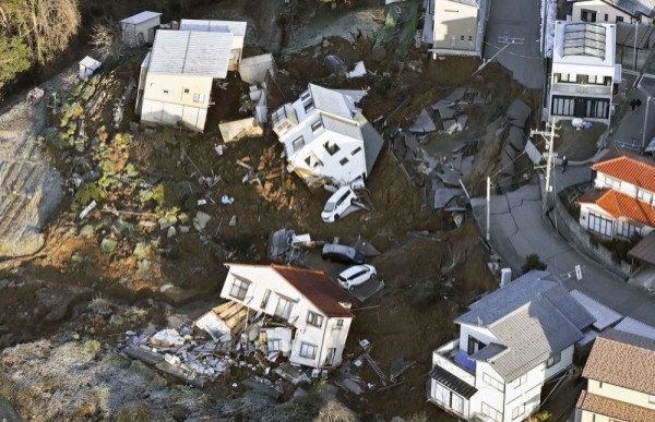 Số người chết do động đất ở Nhật Bản tăng lên ít nhất 48 người