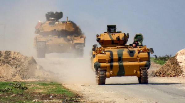 Thổ Nhĩ Kỳ không kích Syria, 15 người thiệt mạng