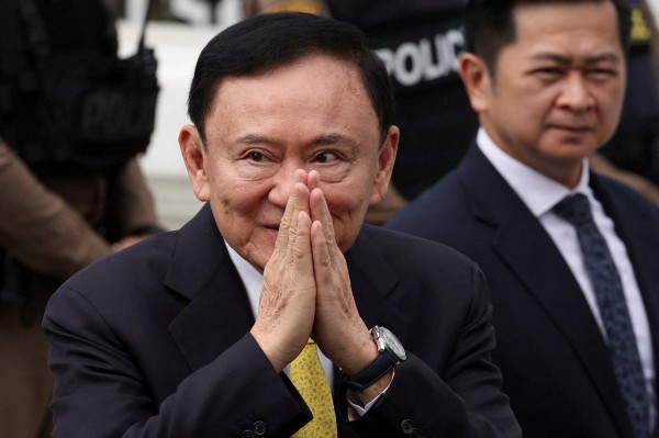 Tòa tuyên án ông Thaksin phải ngồi tù 1 năm