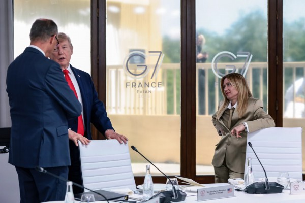 Tổng thống Trump và Thủ tướng Ý Meloni leo thang tranh cãi