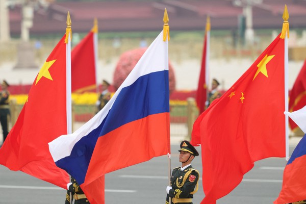 Ông Tập Cận Bình đón tiếp ông Putin tại Bắc Kinh