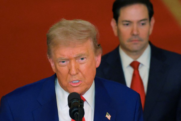 Ông Trump bất ngờ công bố lệnh ngừng bắn giữa Israel và Iran Ông Trump bất ngờ công bố lệnh ngừng bắn giữa Israel và Iran