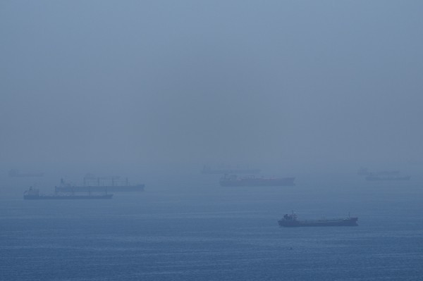 Ông Trump ra lệnh mới liên quan eo biển Hormuz