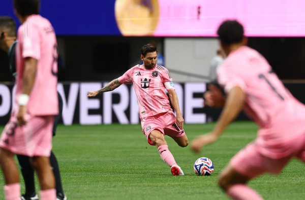 Cử chỉ đặc biệt của Messi gây sốt Club World Cup, Chủ tịch FIFA lên tiếng Cử chỉ đặc biệt của Messi gây sốt Club World Cup, Chủ tịch FIFA lên tiếng