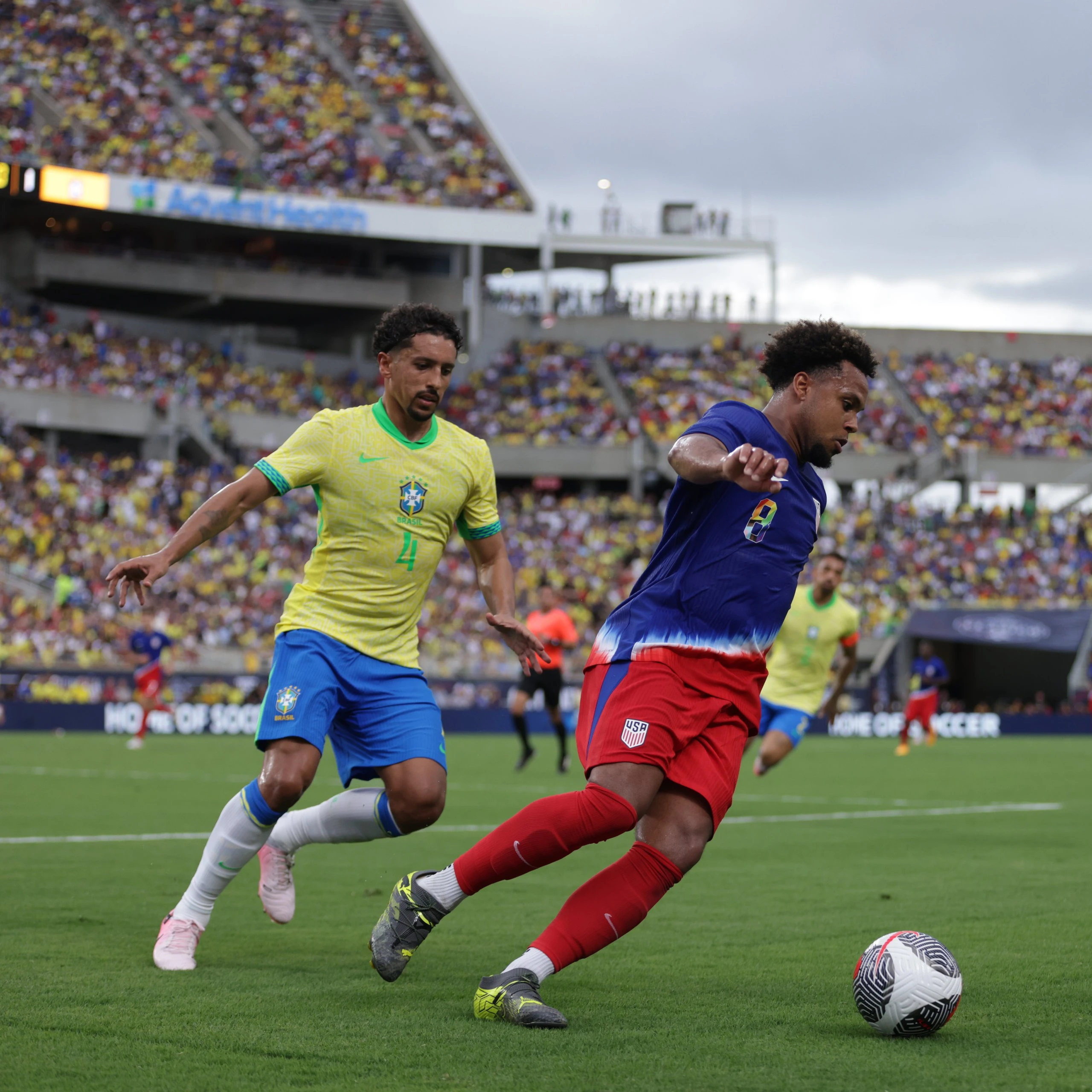 Khó tin: Ronaldinho xin vé xem đội tuyển Brazil nhưng vẫn tuyên bố tẩy chay… Copa America