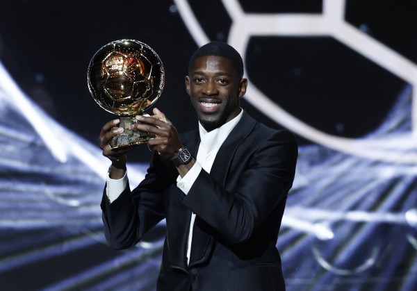 Messi và Mbappe chúc mừng Ousmane Dembele đoạt Quả bóng vàng, Ronaldo chưa biểu lộ cảm xúc Messi và Mbappe chúc mừng Ousmane Dembele đoạt Quả bóng vàng, Ronaldo chưa biểu lộ cảm xúc