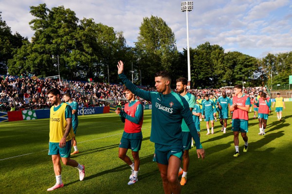 Ronaldo sẽ thi đấu trận ra quân tại EURO 2024?