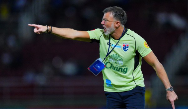 Bị chỉ trích vì suýt ra mắt thảm họa cùng đội Thái Lan, tân HLV người Mỹ Hudson nói gì?