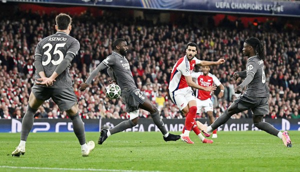 Champions League: Niềm tin có đủ giúp Real Madrid lật ngược thế cờ? Champions League: Niềm tin có đủ giúp Real Madrid lật ngược thế cờ?