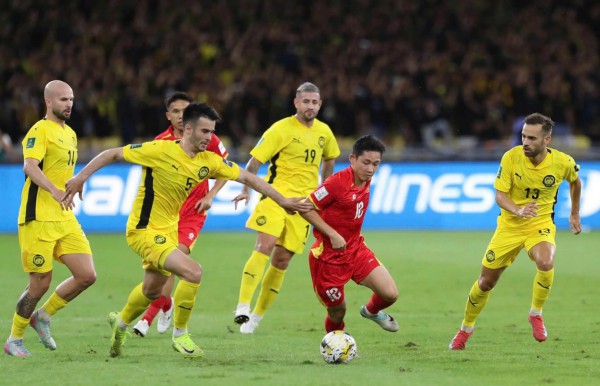 FIFA mở phiên điều trần độc lập trước khi ‘luận tội’, 7 cầu thủ nhập tịch lậu phải giải trình