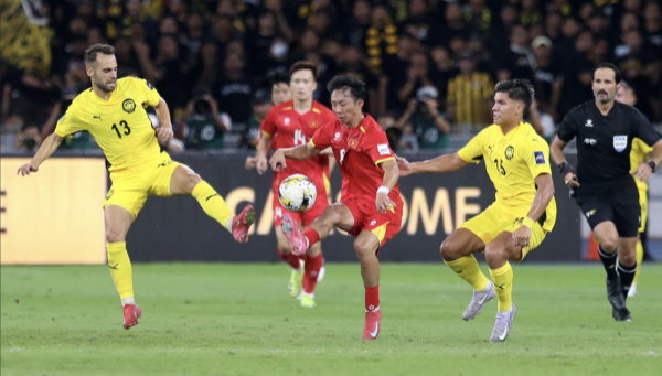 FIFA vẫn chưa ra quyết định cuối cùng vụ bóng đá Malaysia nhập tịch lậu: Lại phải thấp thỏm chờ FIFA vẫn chưa ra quyết định cuối cùng vụ bóng đá Malaysia nhập tịch lậu: Lại phải thấp thỏm chờ