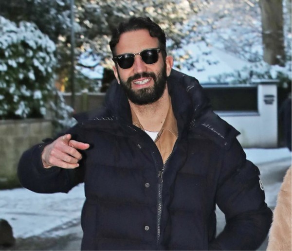 Lộ tình trạng của HLV Amorim sau khi bị M.U sa thải, bỏ túi tiền đền bù 900 tỉ đồng