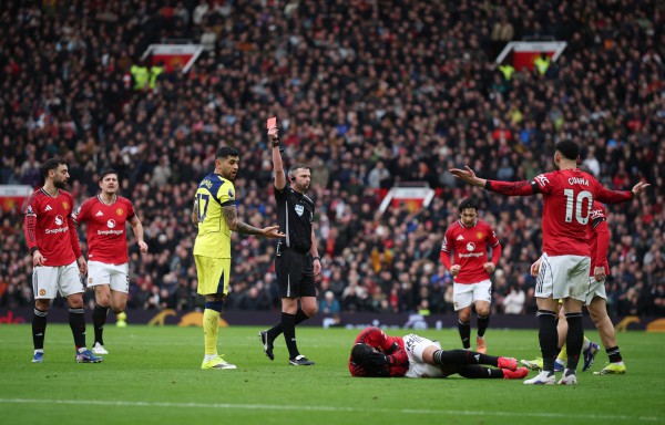 M.U lại thăng hoa, đánh bại Tottenham: HLV Michael Carrick khiến ông Thomas Frank 