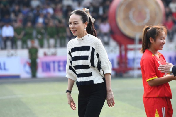 Madam Pang viết tâm thư sau cú sốc của đội tuyển nữ Thái Lan: Xin lỗi và hứa… Madam Pang viết tâm thư sau cú sốc của đội tuyển nữ Thái Lan: Xin lỗi và hứa…