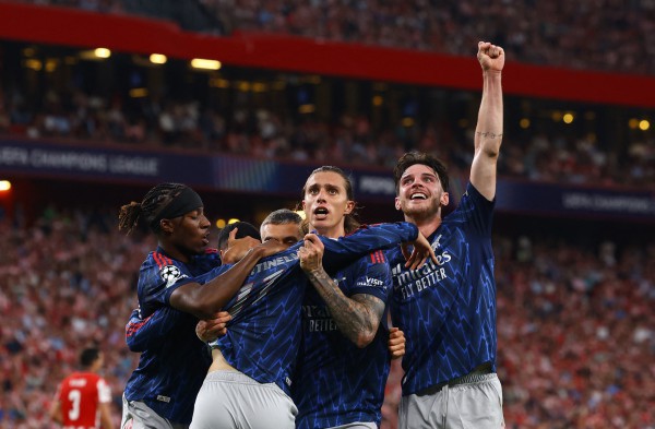 Mbappe giúp Real Madrid chật vật giành 3 điểm, Arsenal thắng nhờ ‘bài dị’ của HLV Arteta