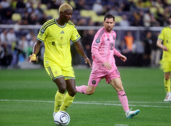 Messi im tiếng, chưa vượt mốc 900 bàn thắng: Inter Miami vẫn nắm lợi thế lớn