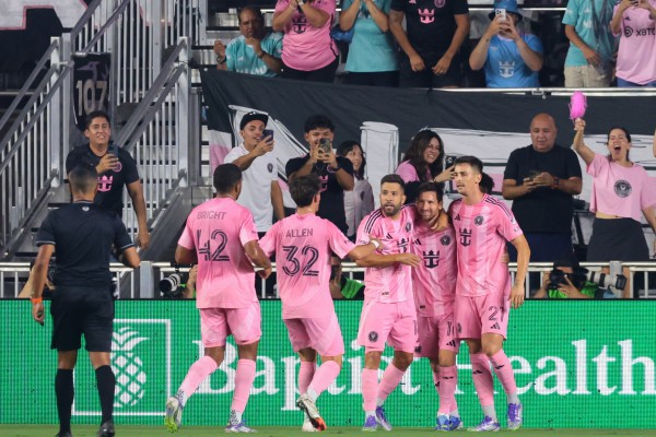 Messi phục thù trận thua Leagues Cup, Inter Miami trở lại đường đua vô địch MLS