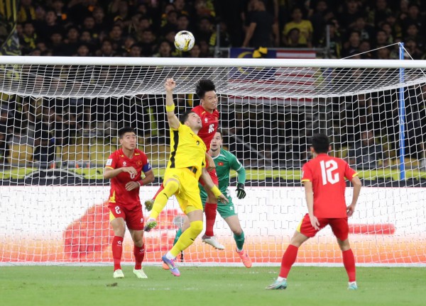 Sao bóng đá Malaysia kêu gọi bầu Chủ tịch FAM mới phải thật sự  Sao bóng đá Malaysia kêu gọi bầu Chủ tịch FAM mới phải thật sự