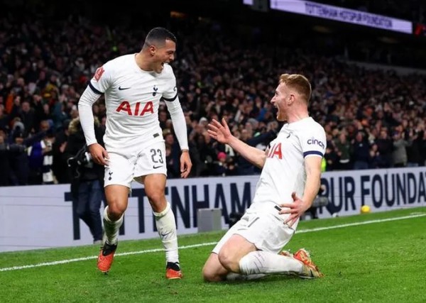 Vòng 3 FA Cup - Tottenham nhọc nhằn giành chiến thắng trước Burnley