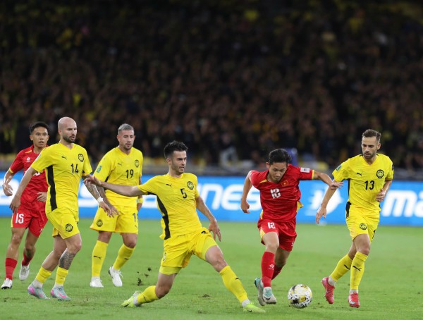Điều tra nguồn gốc cầu thủ nhập tịch Malaysia, AFC ‘chuyền bóng’ cho FIFA Điều tra nguồn gốc cầu thủ nhập tịch Malaysia, AFC ‘chuyền bóng’ cho FIFA