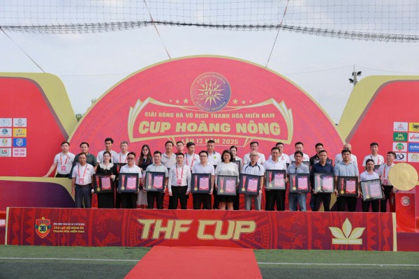 16 đội tranh tài hấp dẫn giải bóng đá vô địch Thanh Hóa miền Nam