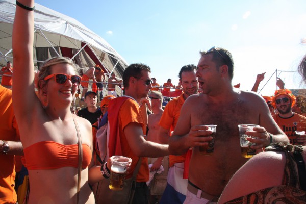 40 năm Báo Thanh Niên - Đột phá: Dấu ấn qua 8 kỳ World Cup và EURO