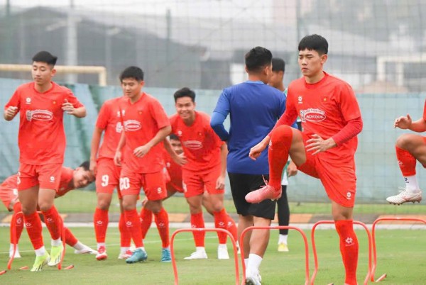 Ai có nguy cơ bị gạch tên khỏi U.23 Việt Nam? Ai có nguy cơ bị gạch tên khỏi U.23 Việt Nam?