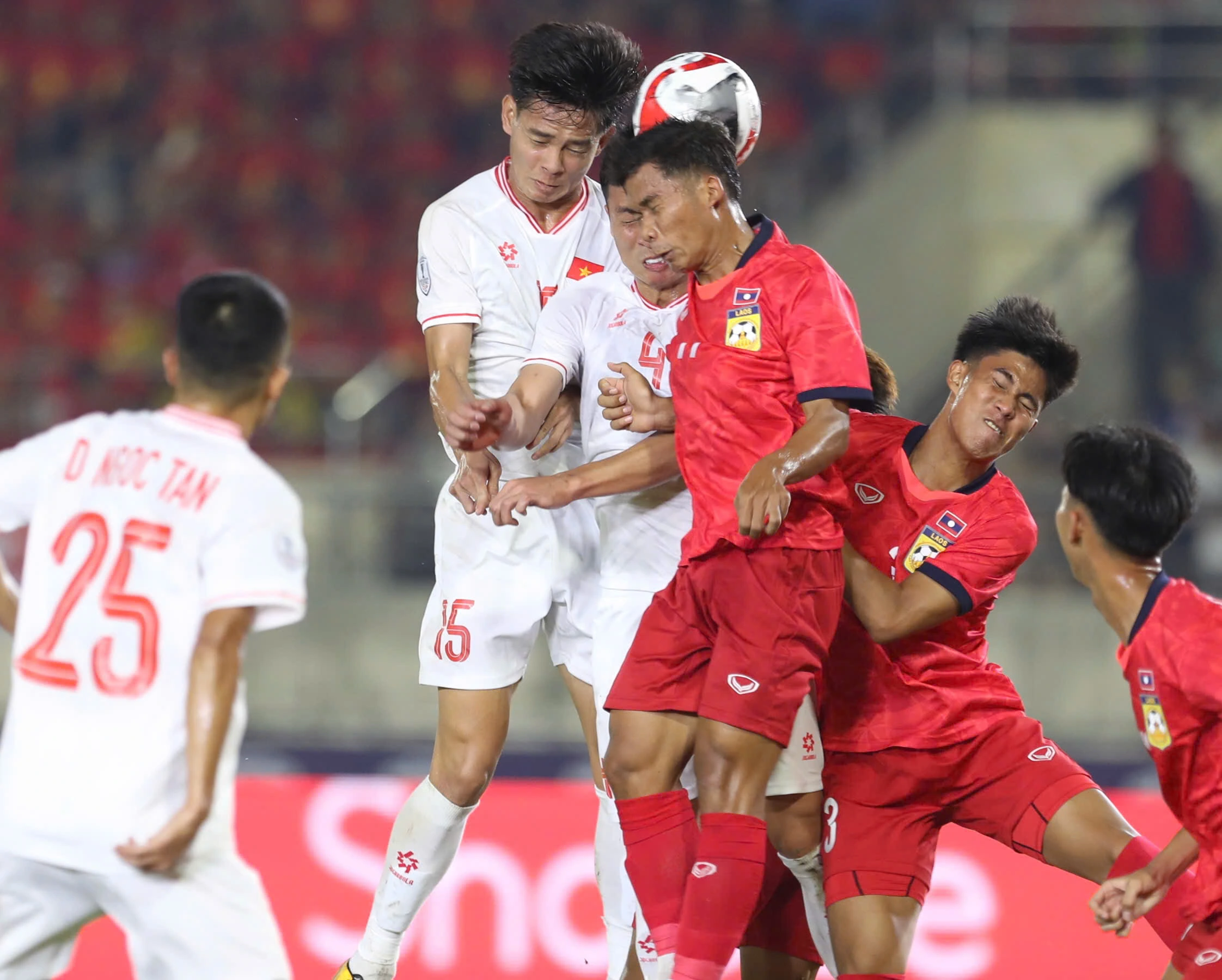 Bảng xếp hạng AFF Cup 2024 mới nhất: Đội tuyển Indonesia lên ngôi đầu, Việt Nam tốp 2