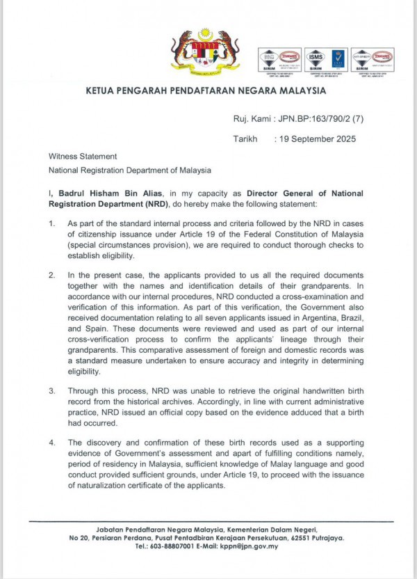 Bất thường trong hồ sơ nhập tịch Malaysia của 7 cầu thủ, dẫn đến án phạt nặng từ FIFA