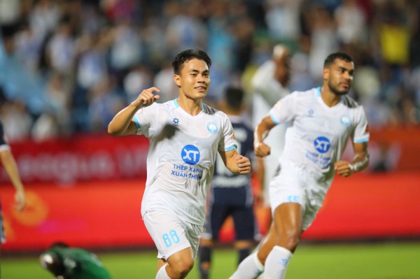 Chi hơn 332 tỉ đồng mua sắm, V-League gây sốc vượt mặt dàn sao nhập tịch Malaysia