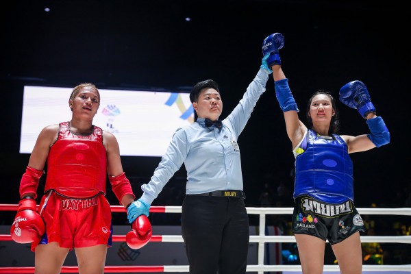 Chiến thuật đặc biệt giúp 2 võ sĩ muay Việt Nam đánh bại người Thái, lên đỉnh vinh quang!