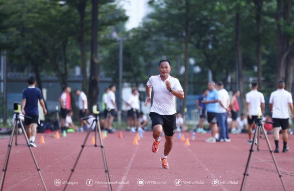 Chủ tịch VPF đau xót trước sự ra đi đột ngột của trọng tài Trần Đình Thịnh