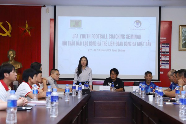 Chuyên gia Nhật Bản: 