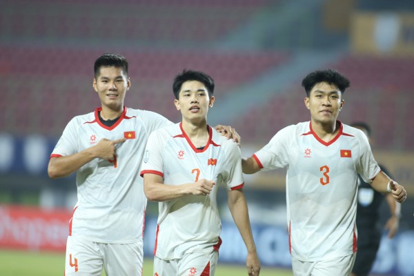 ”Cỗ máy” nào cũng cần làm nóng, U.23 Việt Nam không đáng trách khi chưa thắng tưng bừng ”Cỗ máy” nào cũng cần làm nóng, U.23 Việt Nam không đáng trách khi chưa thắng tưng bừng