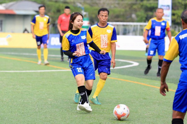 Công Nhậm lập hat-trick, Minh Công Nhậm lập hat-trick, Minh
